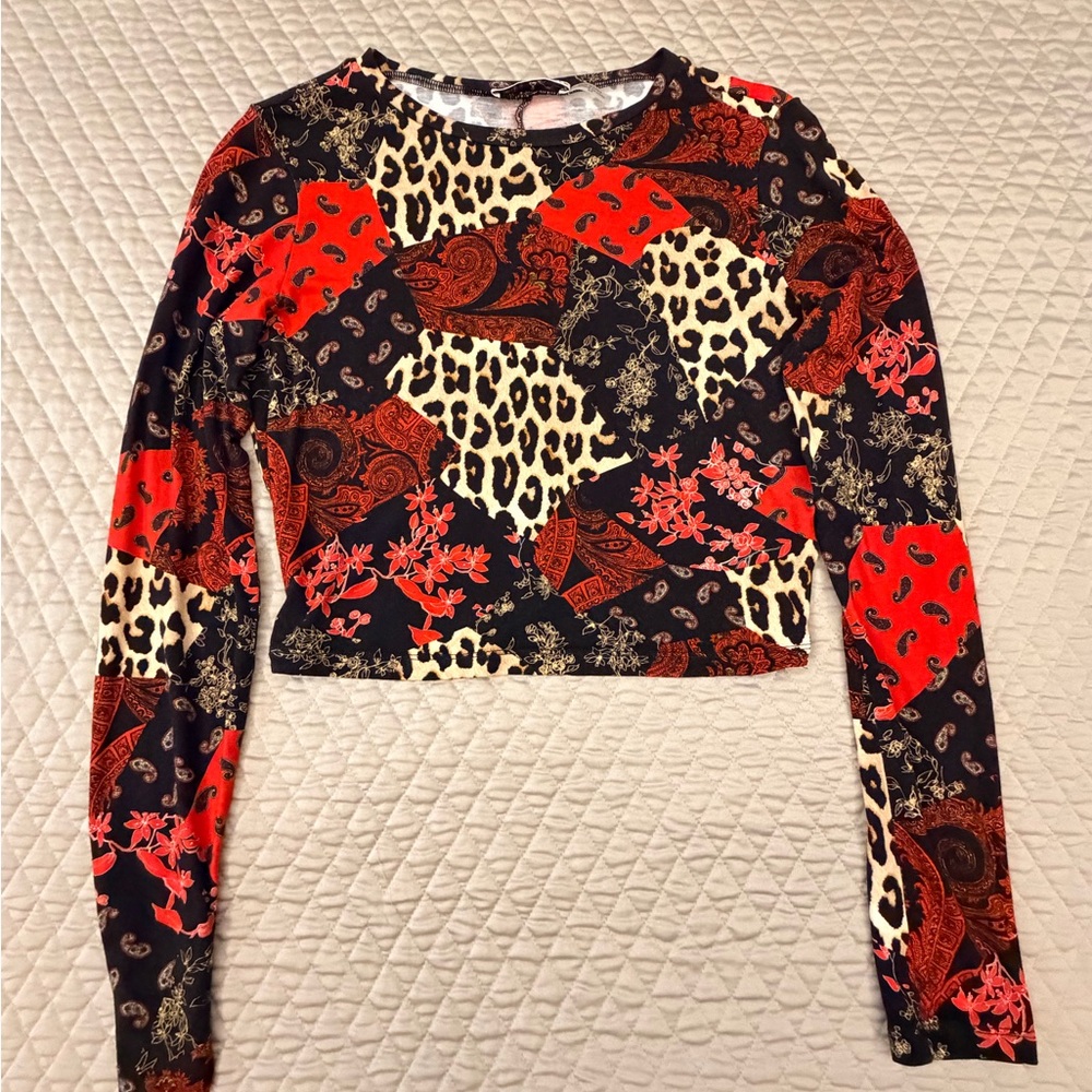 Alice + Olivia Vibrant Red and Black Patterned Crop Top
